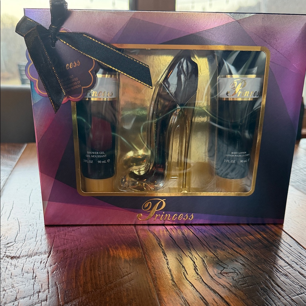 Princess Perfume Gift Set 17 Oz Body Lotion 3oz Shower Gel 3oz  Christmas